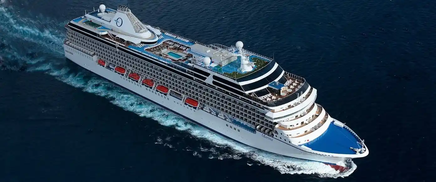 Oceania Cruises at sea