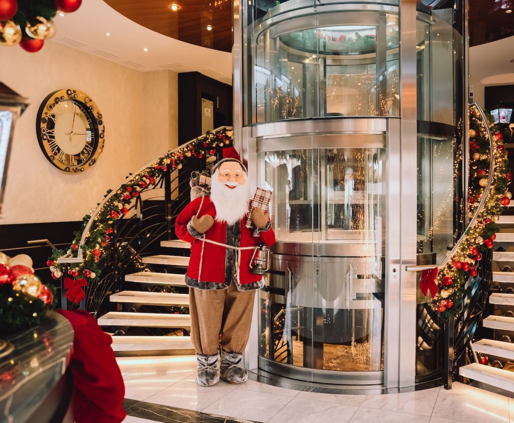 Christmas Markets river cruises decorated ships